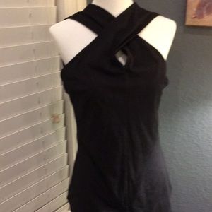 Sleeveless shirt